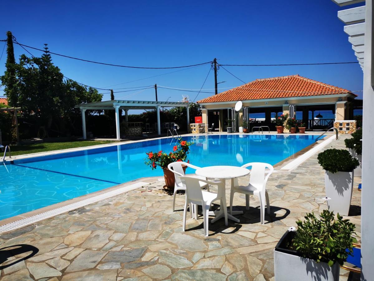 Nafsika Hotel 에이지오스스테파노스 외부 사진